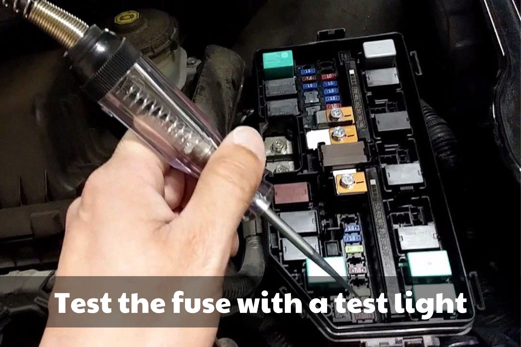 How-To-Tell-If-A-Car-Fuse-Is-Blown 1 (1)