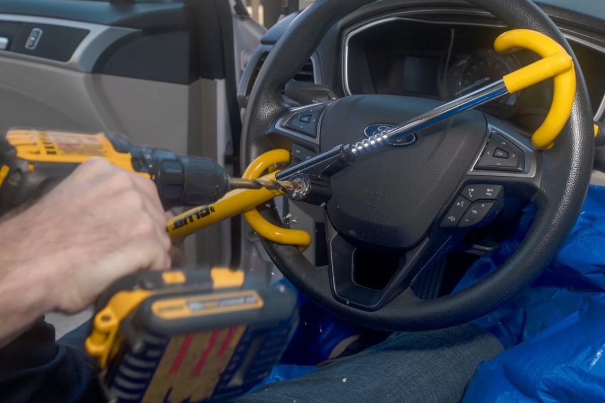How To Disable A Steering Wheel Lock
